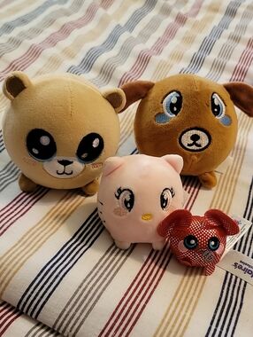 Set of 4 Squishies (2 Dogs and Cat) and Mouse (Squeezeanimals) Minis